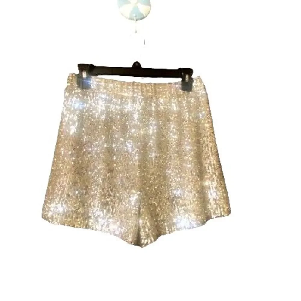 Gianni Bini Shorts Womens Size 4 Elastic Waist Gold Metallic Sequins Dance